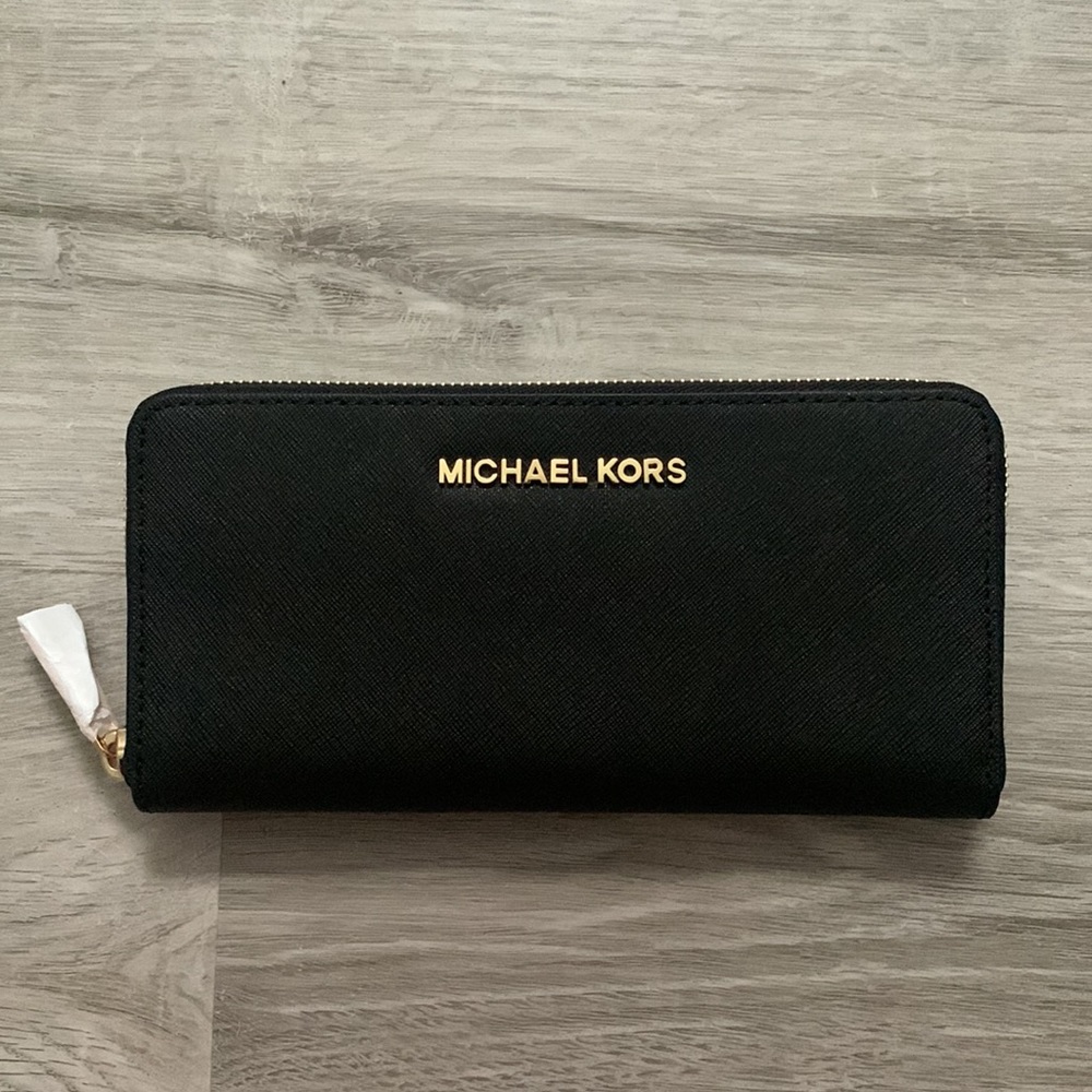 COPY - Michael Kors Wallet